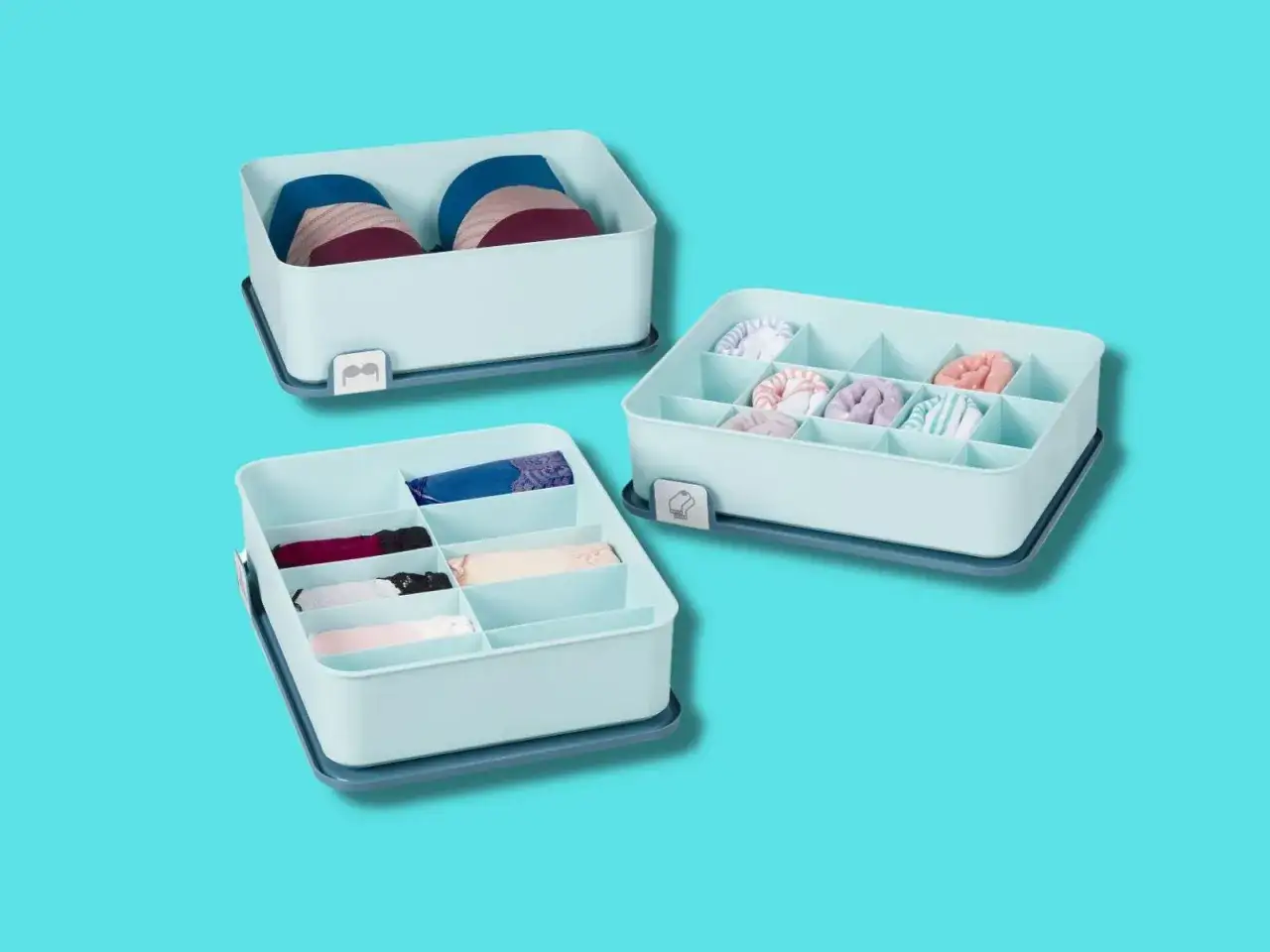 Organizzatori per lingerie e calzini, perfetti per applicare il metodo Marie Kondo e mantenere l'ordine.